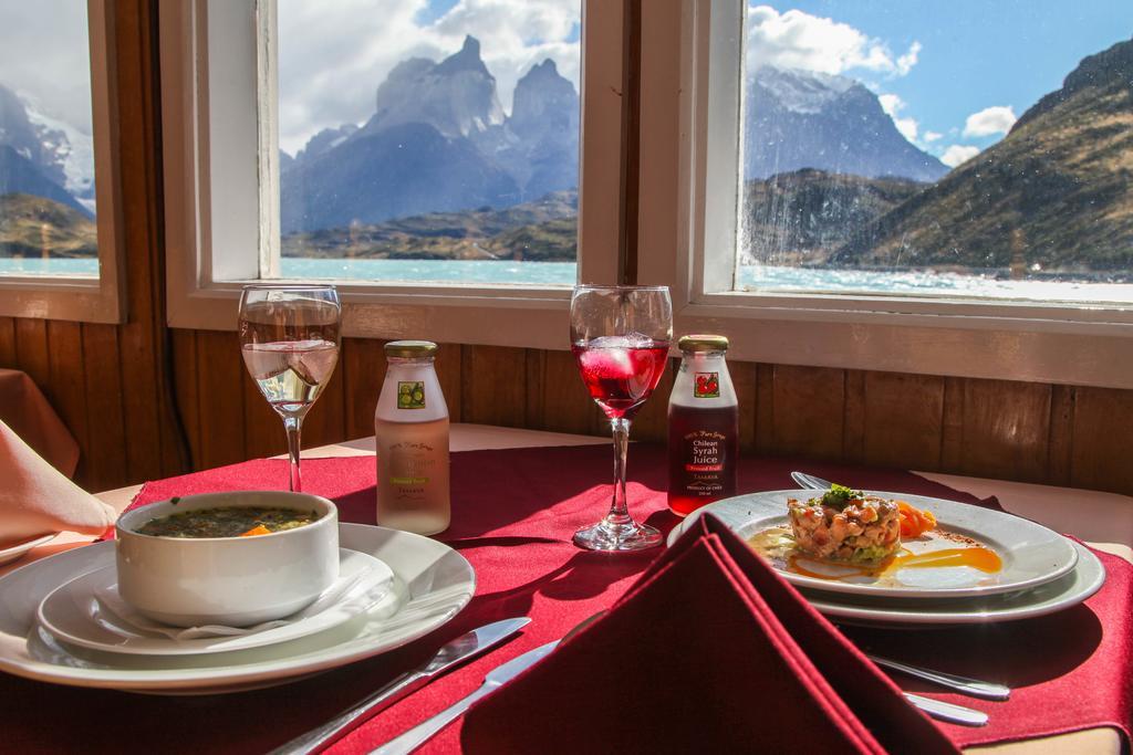 Hosteria Pehoe Torres del Paine National Park Exterior foto