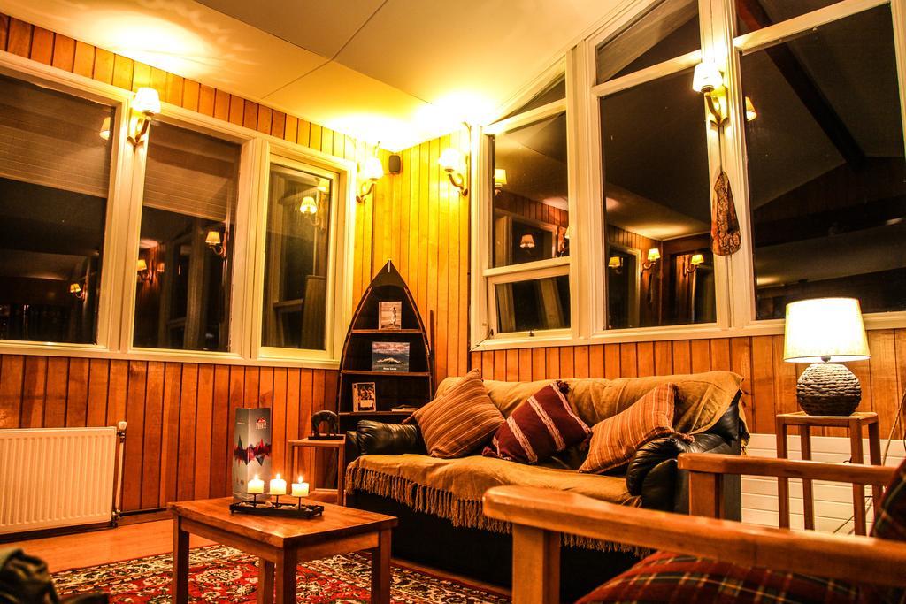 Hosteria Pehoe Torres del Paine National Park Exterior foto