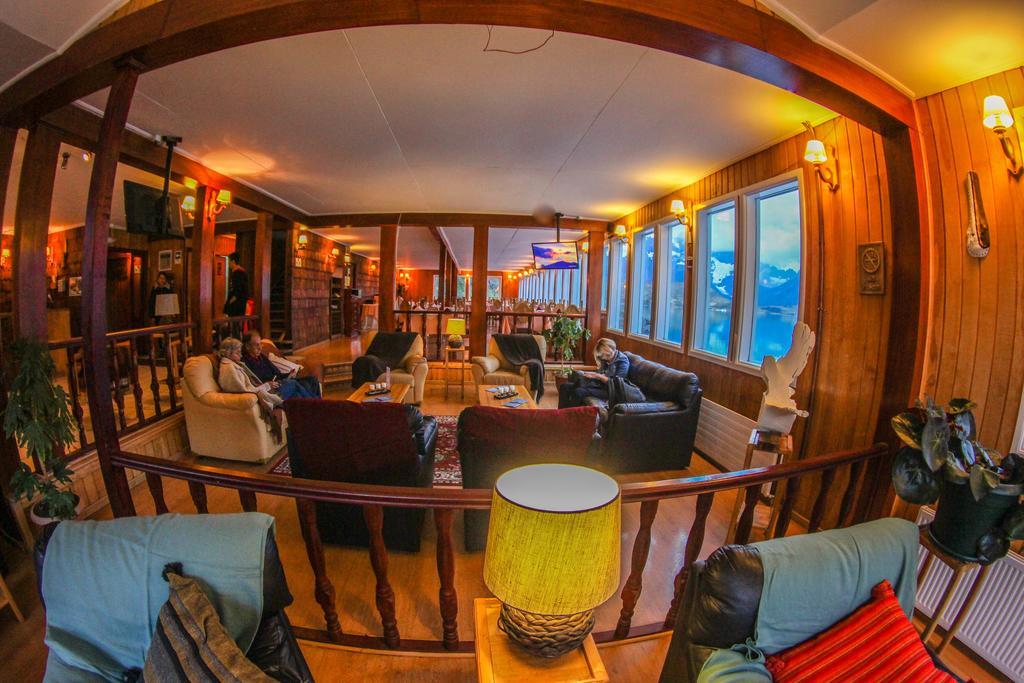 Hosteria Pehoe Torres del Paine National Park Exterior foto