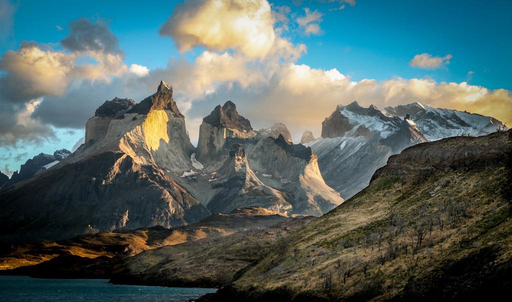 Hosteria Pehoe Torres del Paine National Park Exterior foto