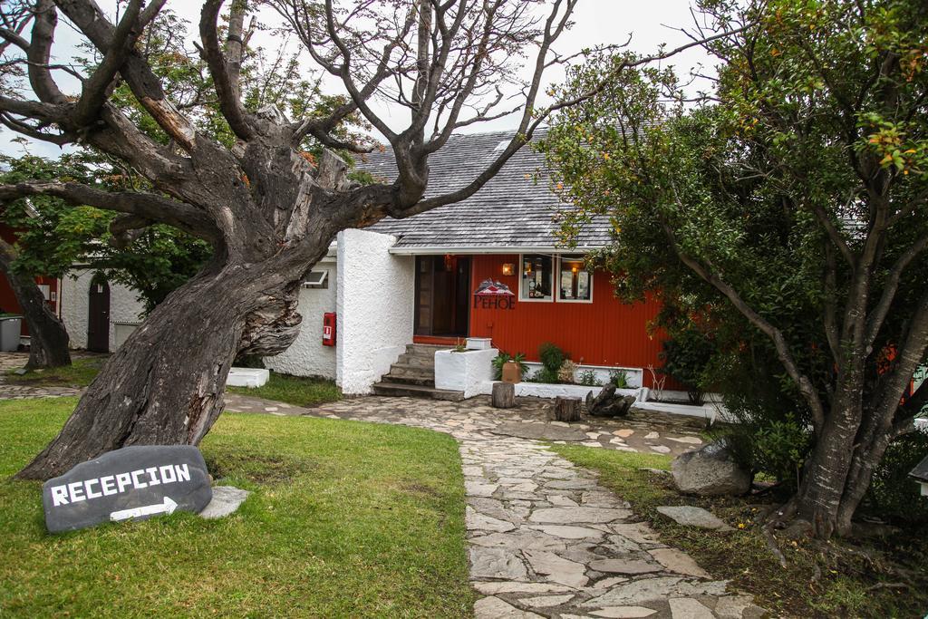 Hosteria Pehoe Torres del Paine National Park Exterior foto