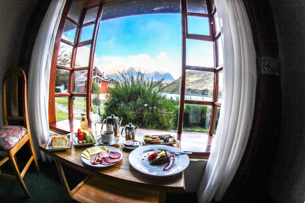 Hosteria Pehoe Torres del Paine National Park Exterior foto