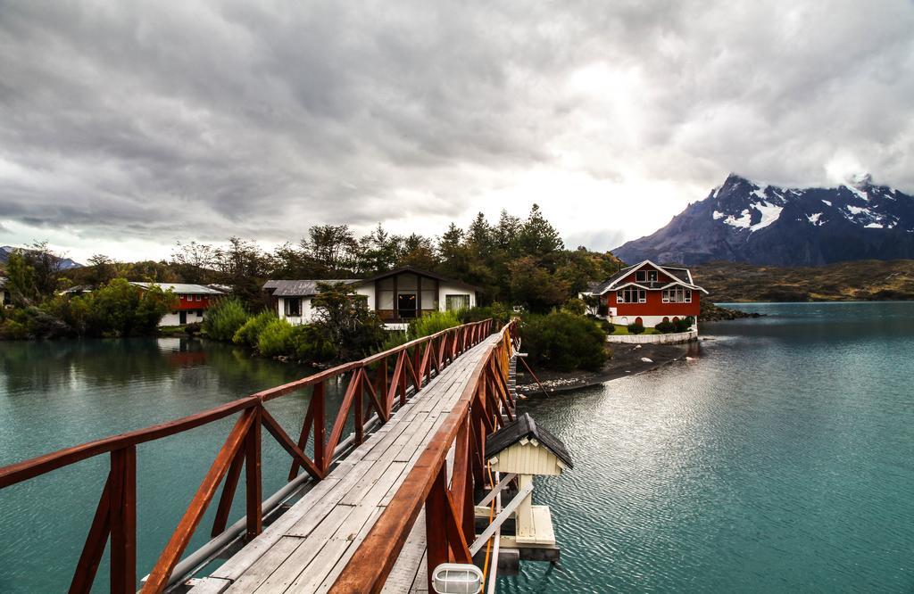 Hosteria Pehoe Torres del Paine National Park Exterior foto