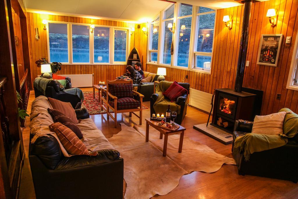 Hosteria Pehoe Torres del Paine National Park Exterior foto